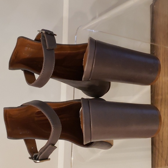 Steve Madden Booties Size 8.5M - Picture 4 of 9